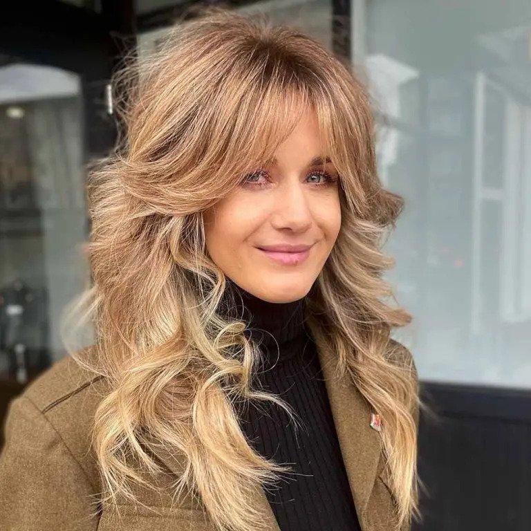 Long Bronde Wavy Wolf Cut with Curtain Bangs