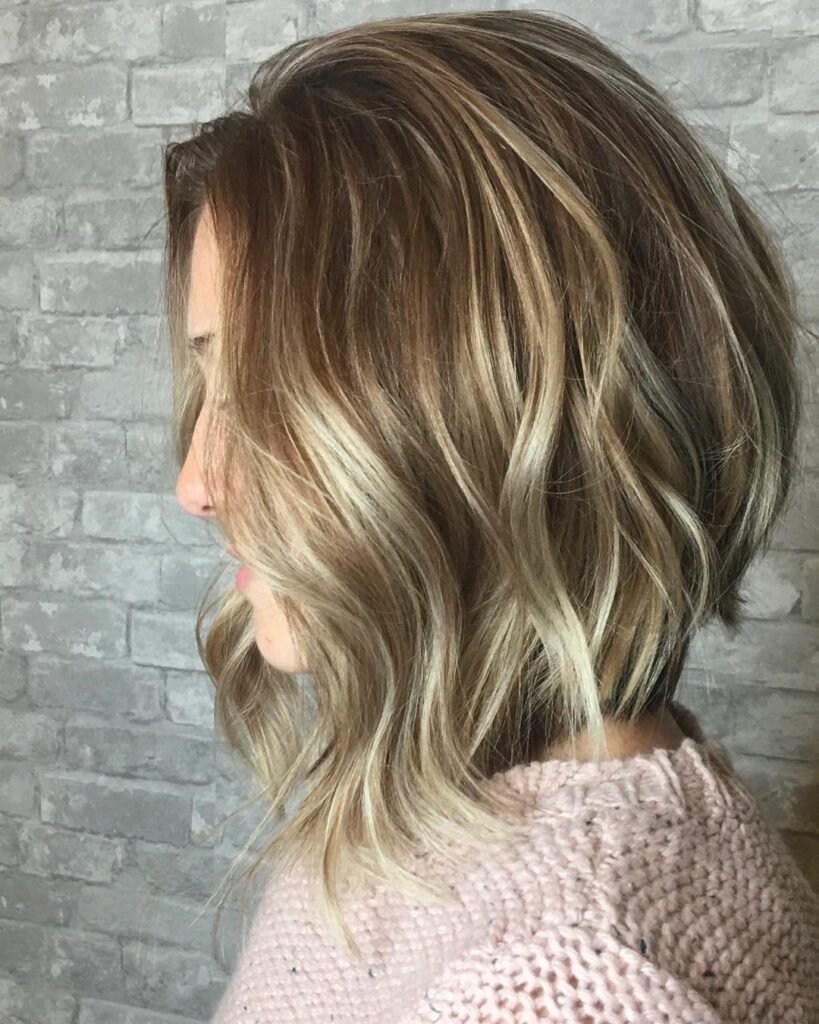 Wavy Lob with Beachy Texture