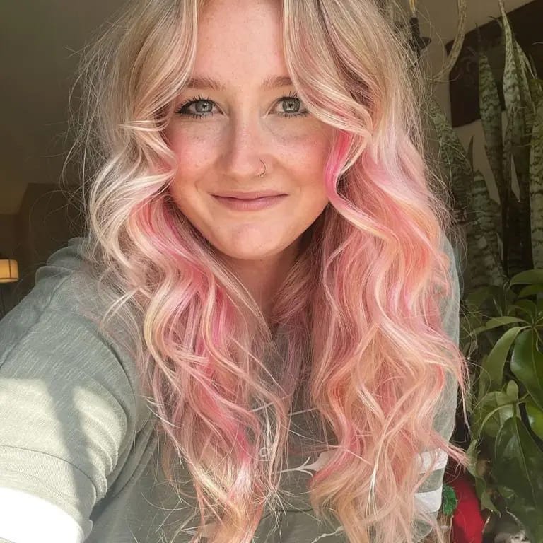 Duo-Toned Blonde Pink Long Wavy Wolf Cut