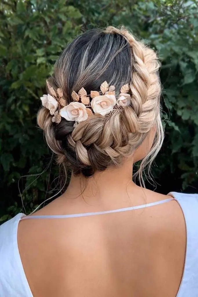  Romantic Braided Crown With Floral Accents
