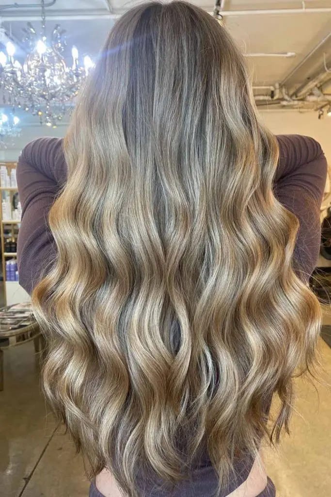 Cool-Toned Blonde Ombre